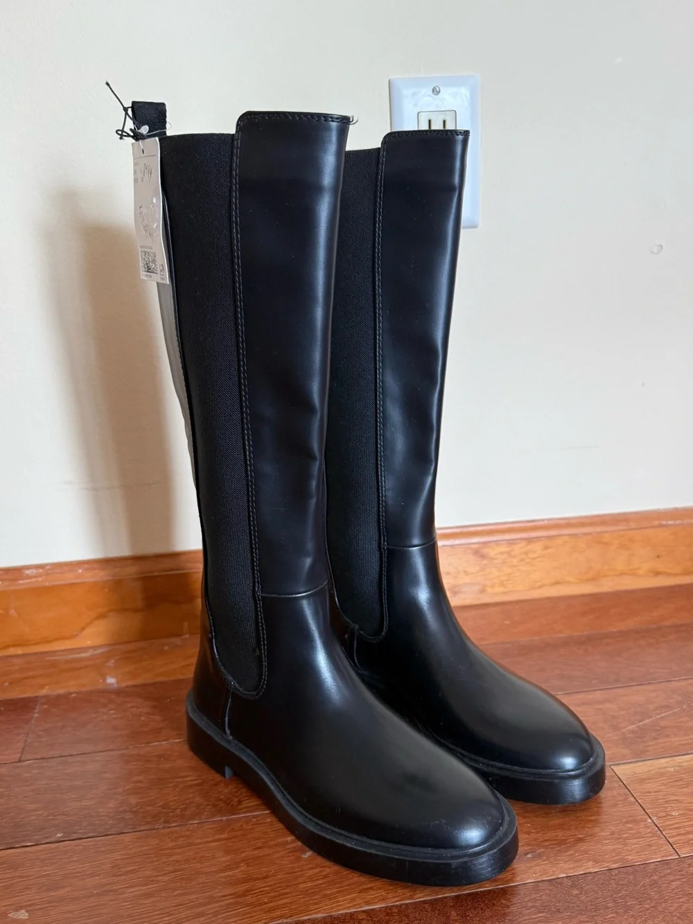 NWT H&M Knee-High Black Women's Boots size 6